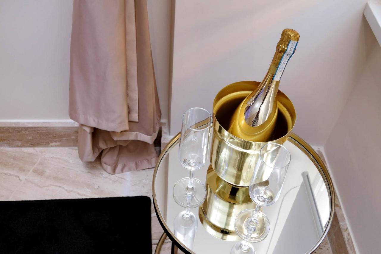Trevi Diamond Luxury Suites & Jacuzzi Roma Eksteriør bilde